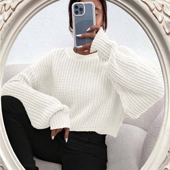 NWOT SHEIN White Crewneck Sweater Chunky Knit Oversized Women’s Size Small - Picture 1 of 8